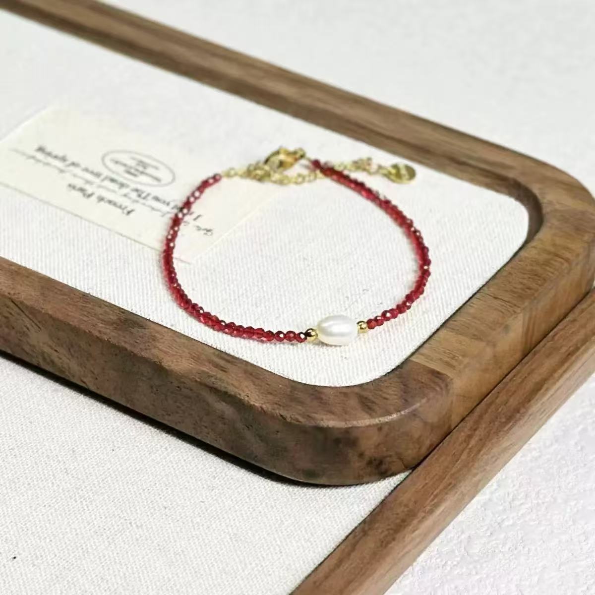 【绍兴龙华】简约气质时尚中国风红色手链s9136