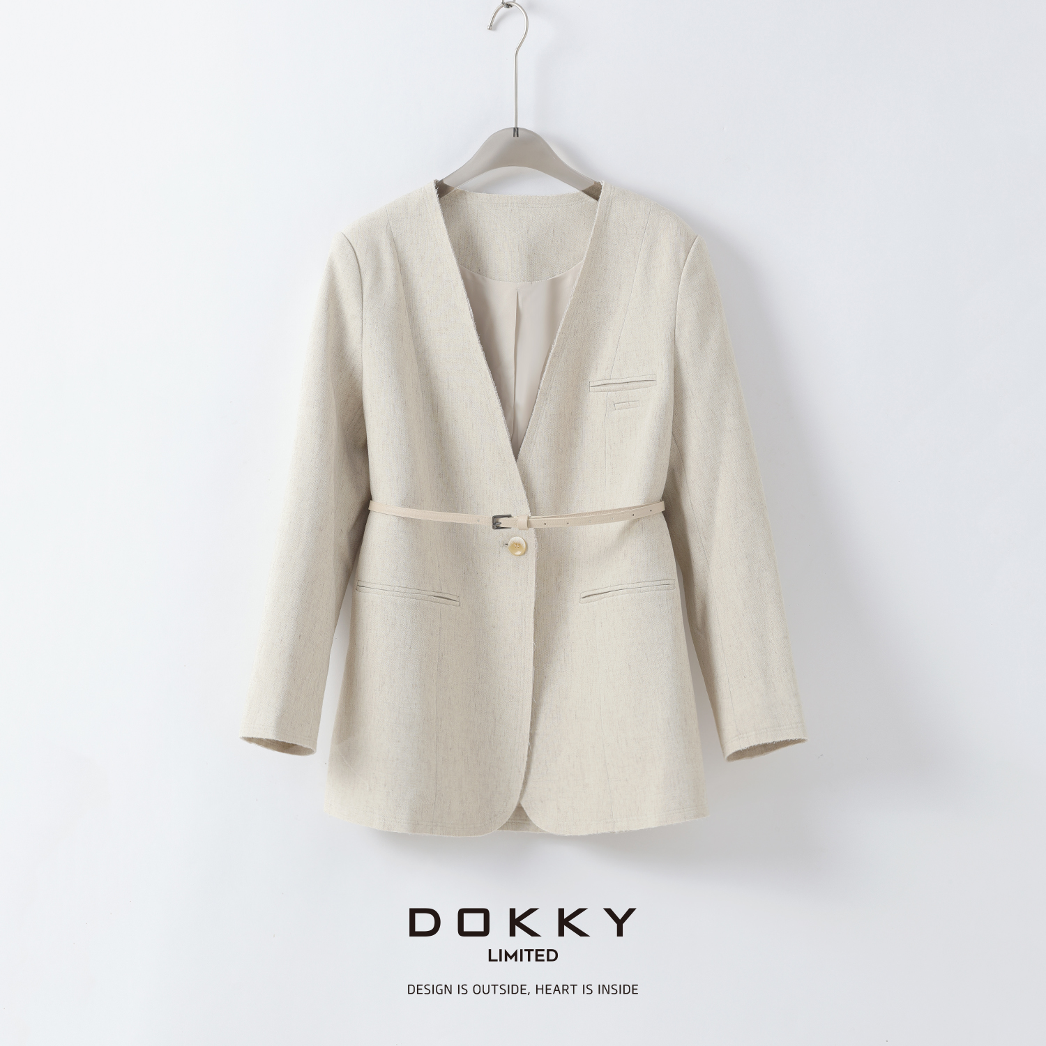 【伯德小姐】DOKKY设计师款.气场全开|肌理面料V领西装外套