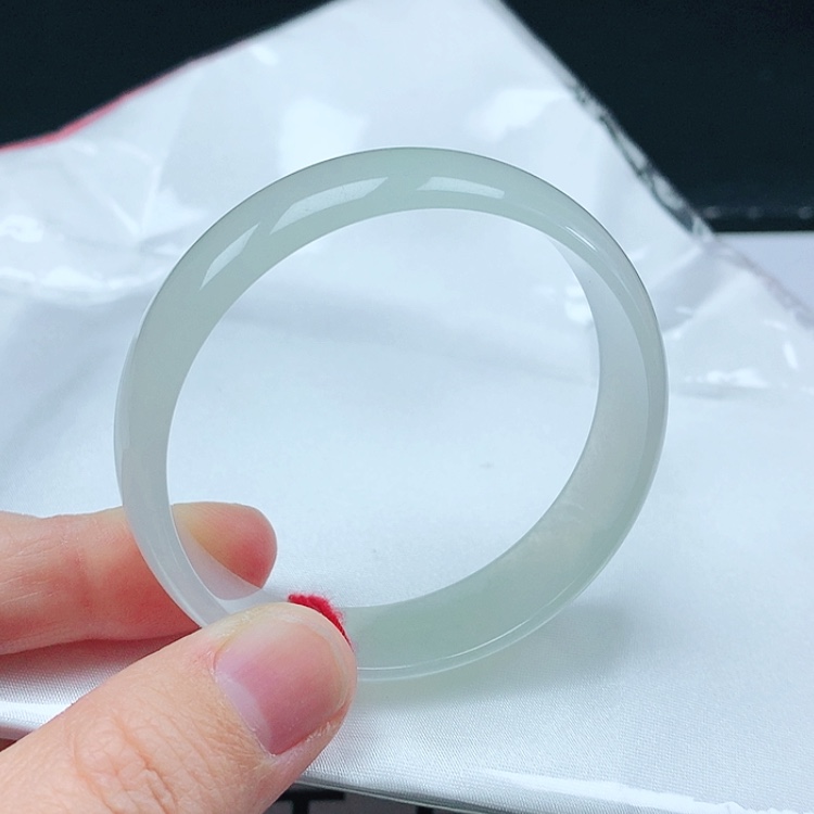 【闪购商品】翡翠手镯未镶嵌天然翡翠手镯
