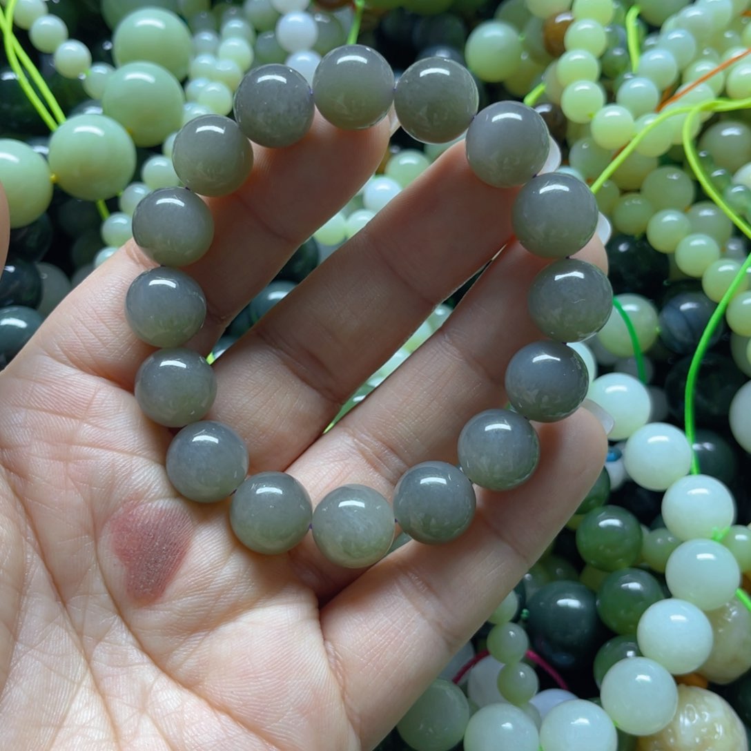 和田玉手链未镶嵌