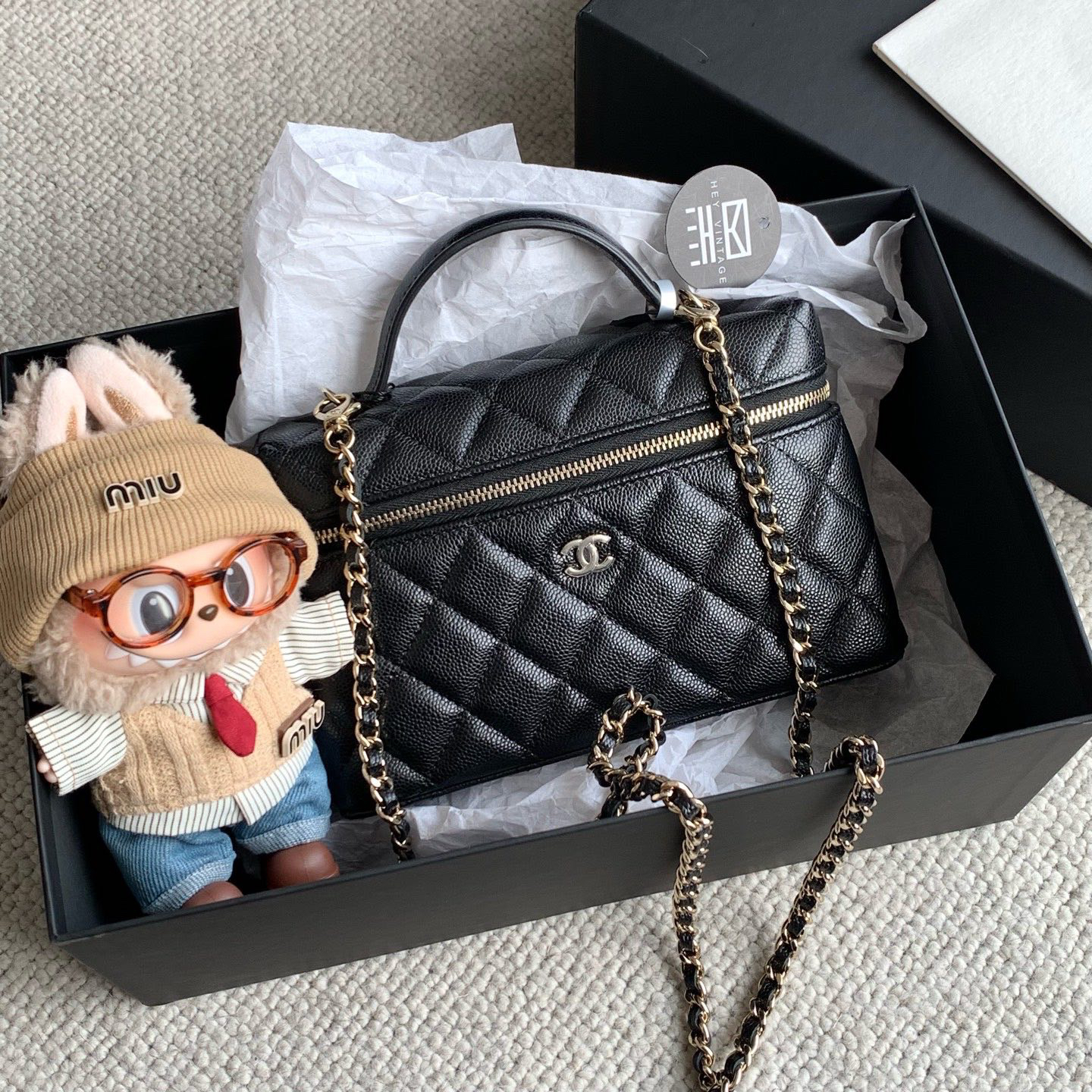 未使用 Chanel/香奈儿 黑金鱼子酱lp饭盒包 19cm 14824483