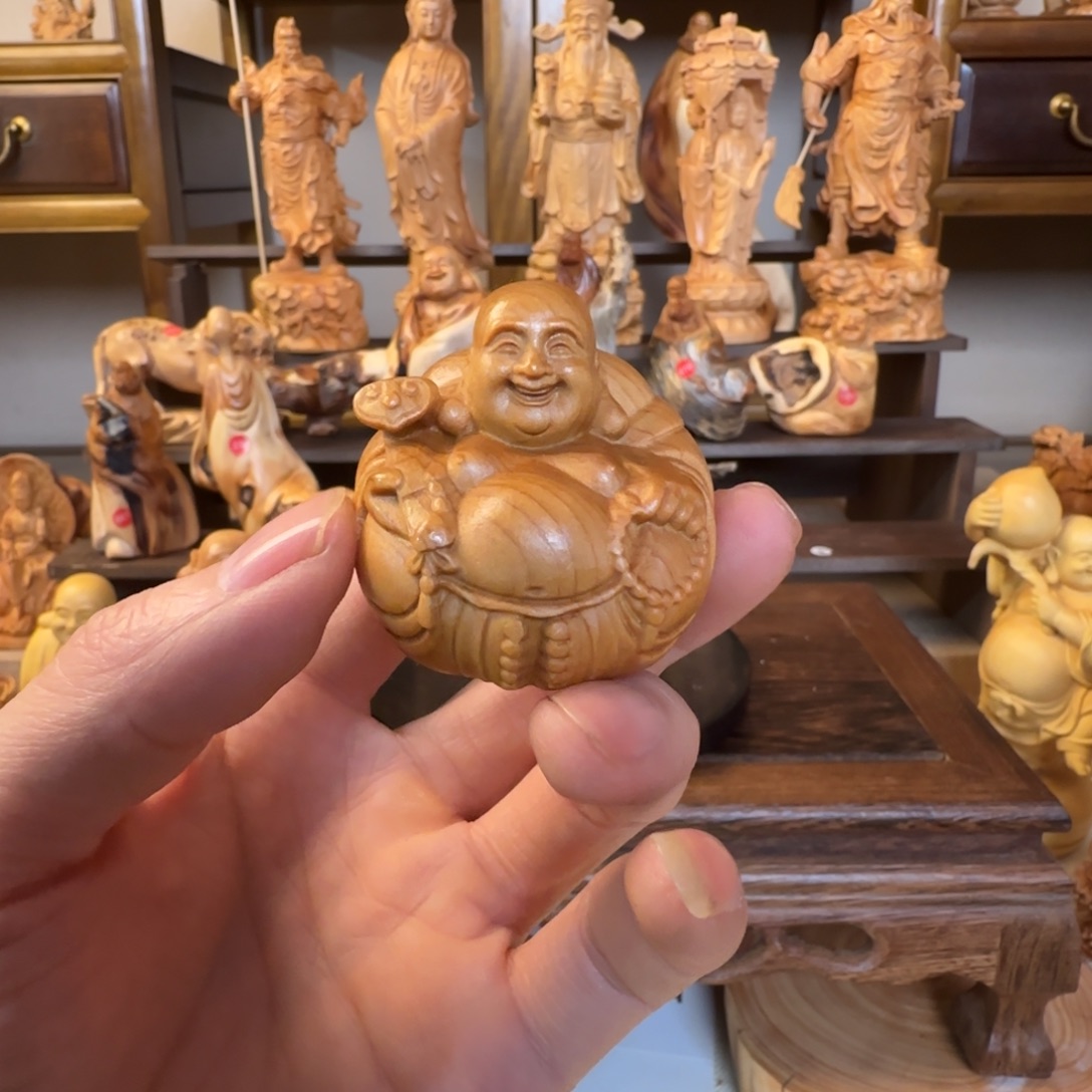 崖柏小木匠艺雕一物一拍