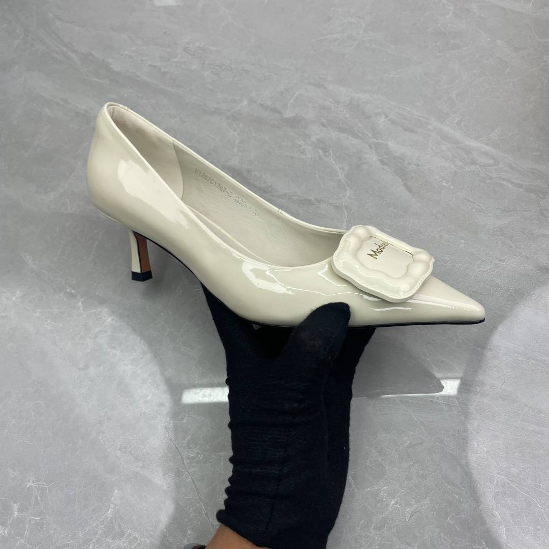 单鞋女 (牛皮) 1267-3(孤品) f区35码