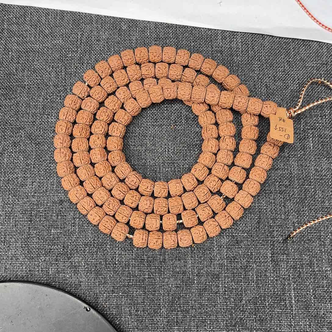 吊坠金刚菩提奶油盘龙108