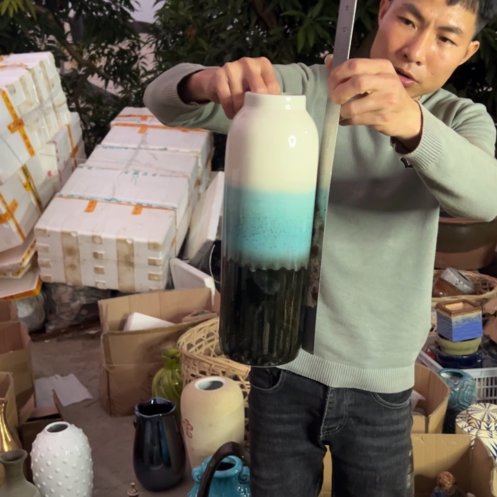 瓶高度35厘米口径7厘米微瑕捡漏