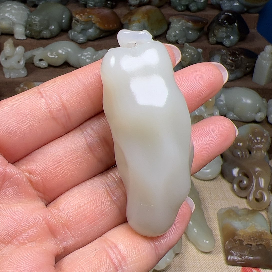 和田玉挂件未镶嵌