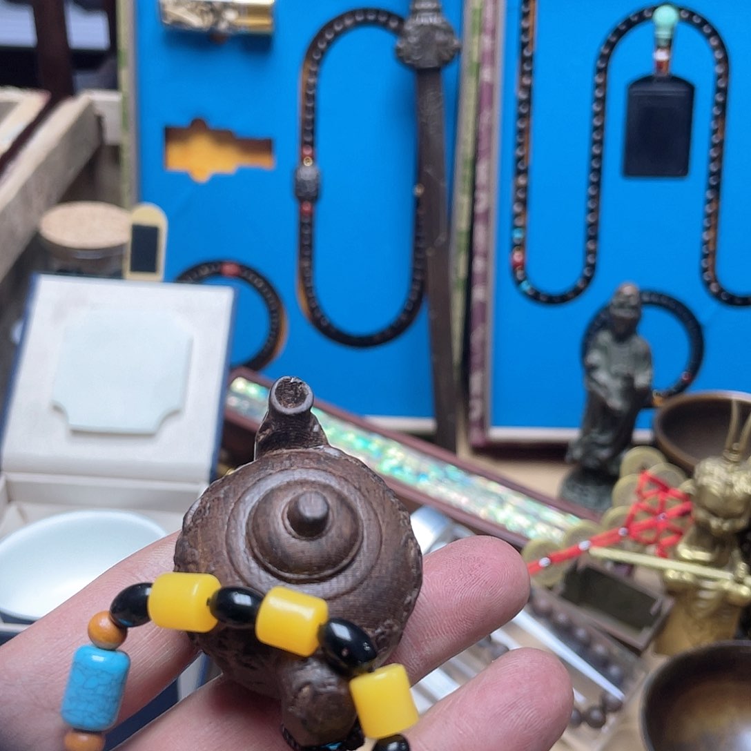 滴血莲花菩提吊坠