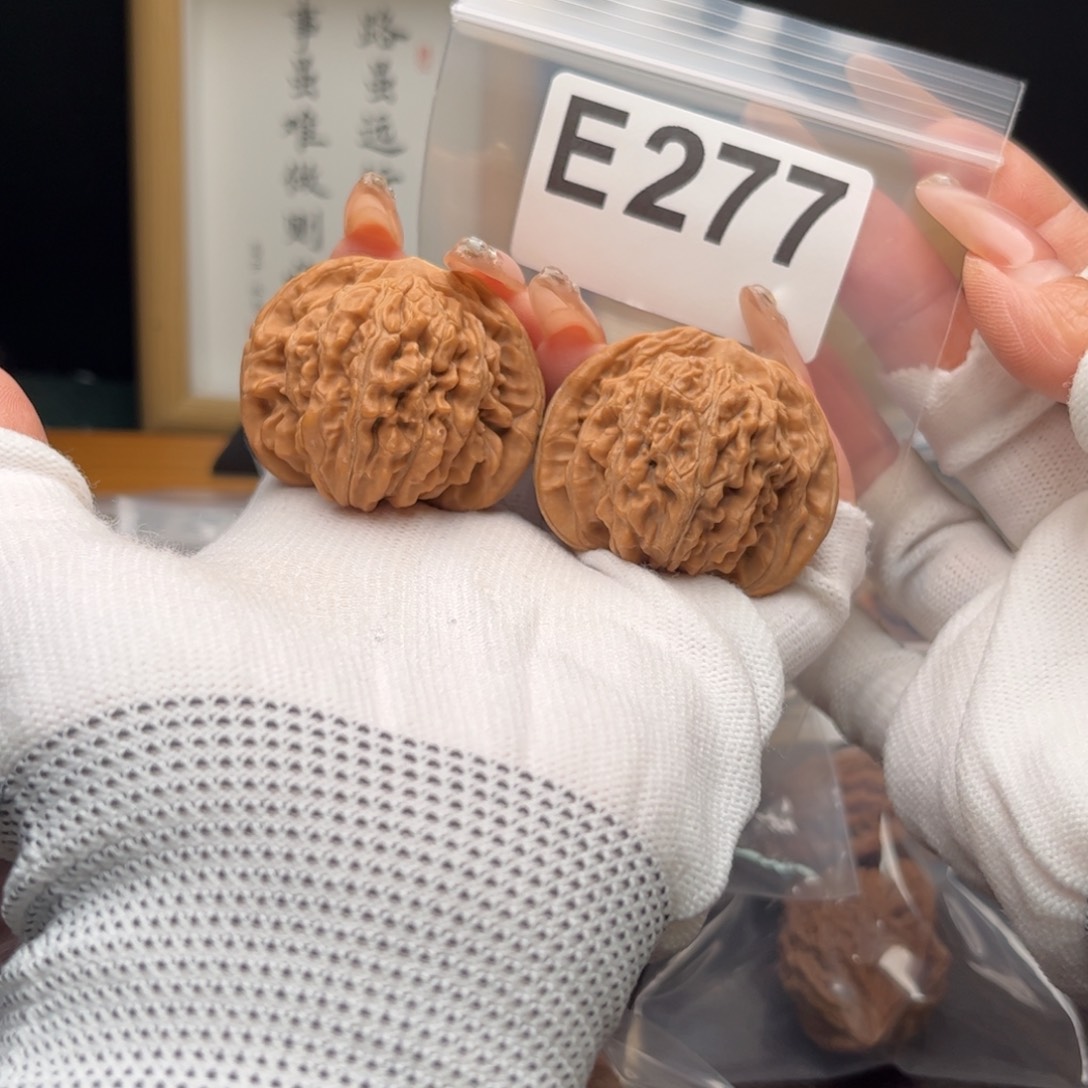 氵***令把件文玩核桃42天水楼e277