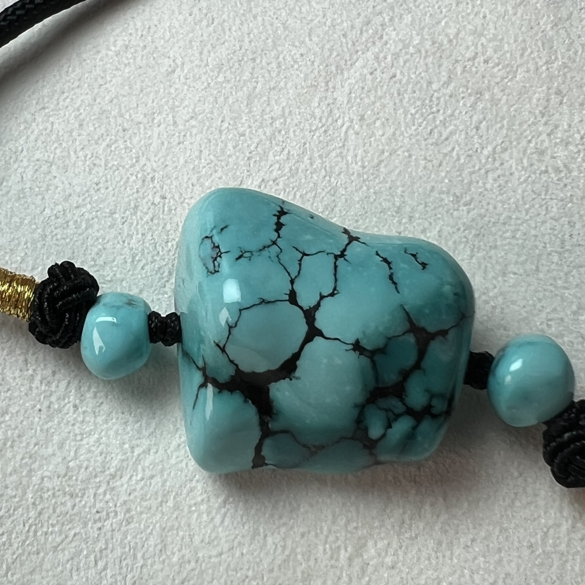 充填绿松石绿松石随形水滴吊坠