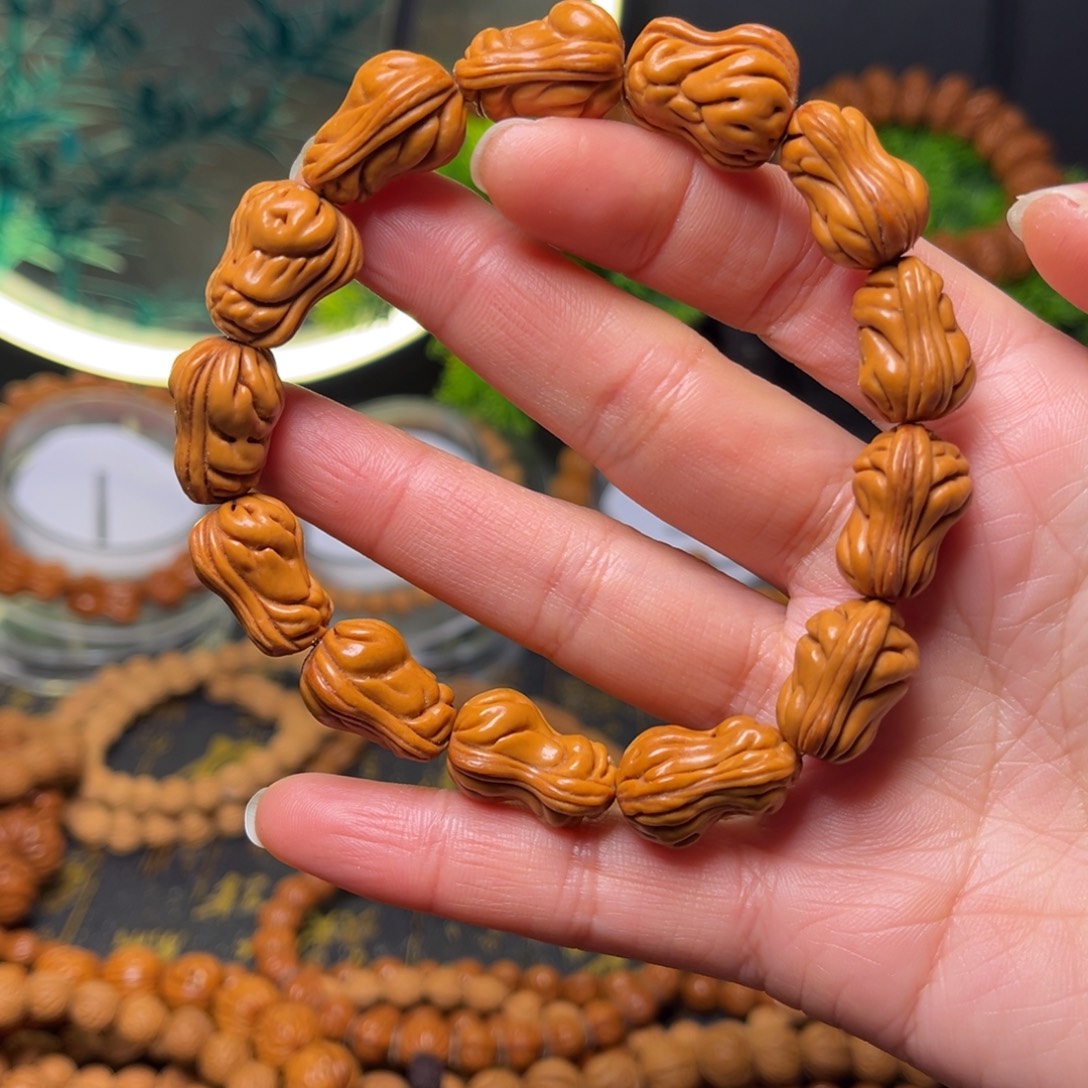祁***长核桃手串桃核1111111111