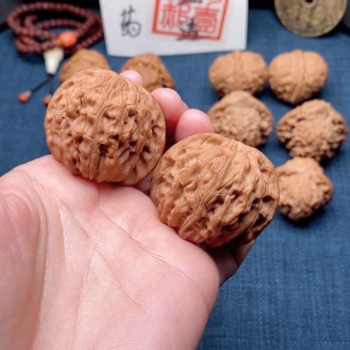 桃核吊坠磨盘狮子头41
