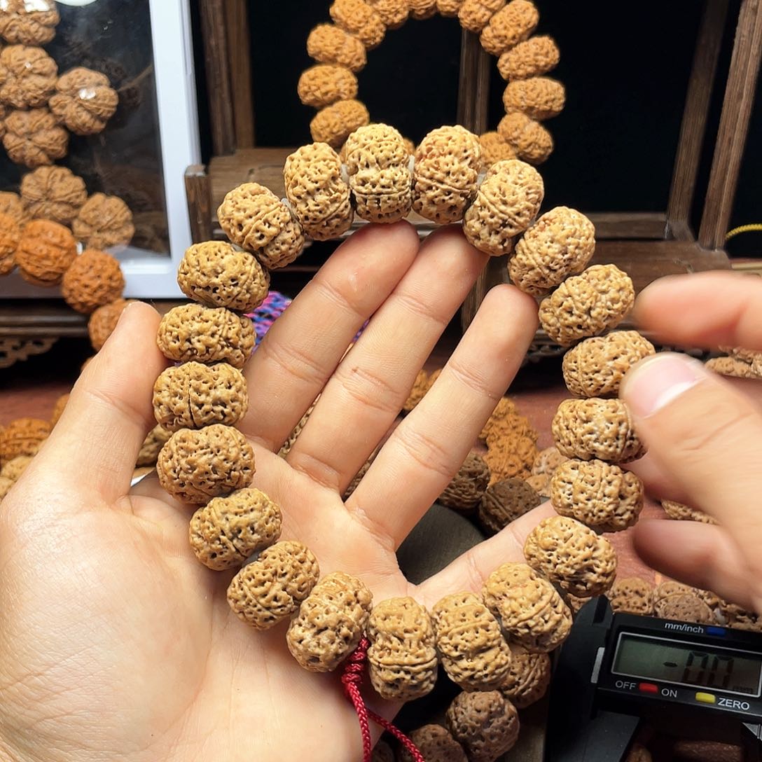 金刚菩提吊坠T*d24夹板