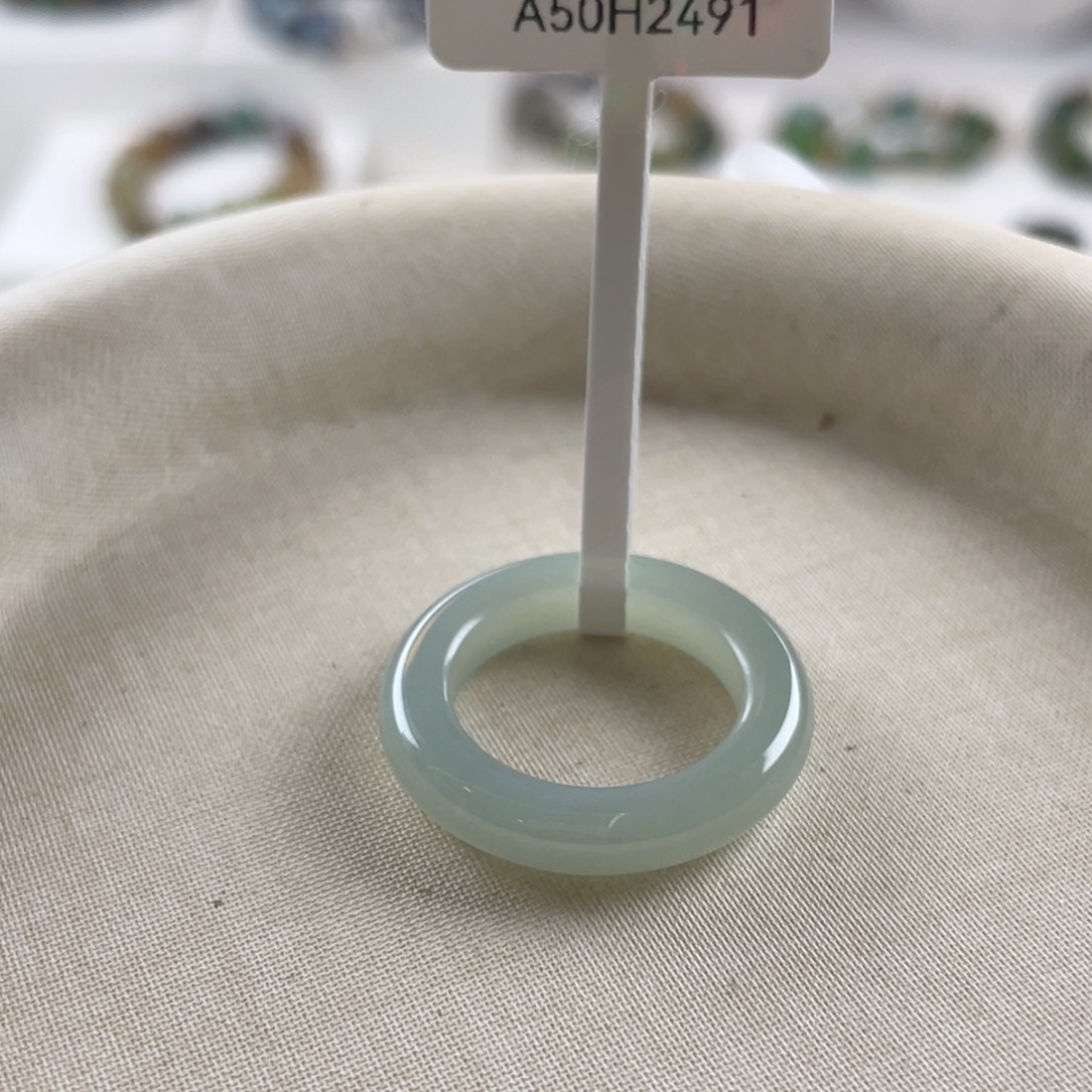 未镶嵌戒指和田玉（糖玉）17.32