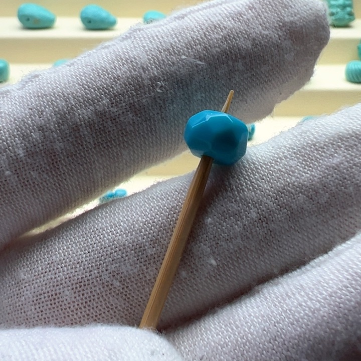 绿松石珠宝奇石未镶嵌L****o