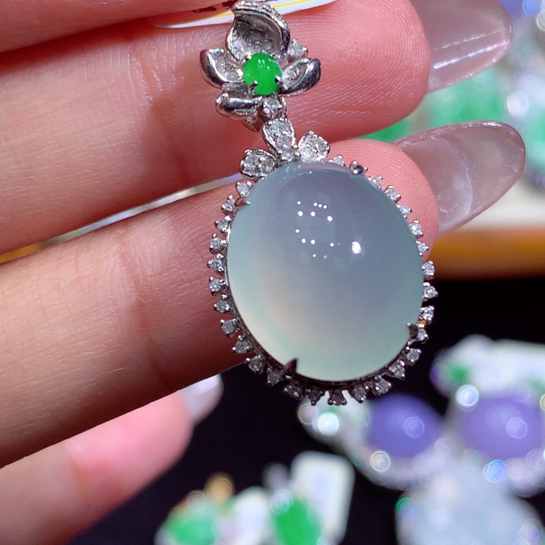 翡翠18K金镶嵌吊坠(不含链)