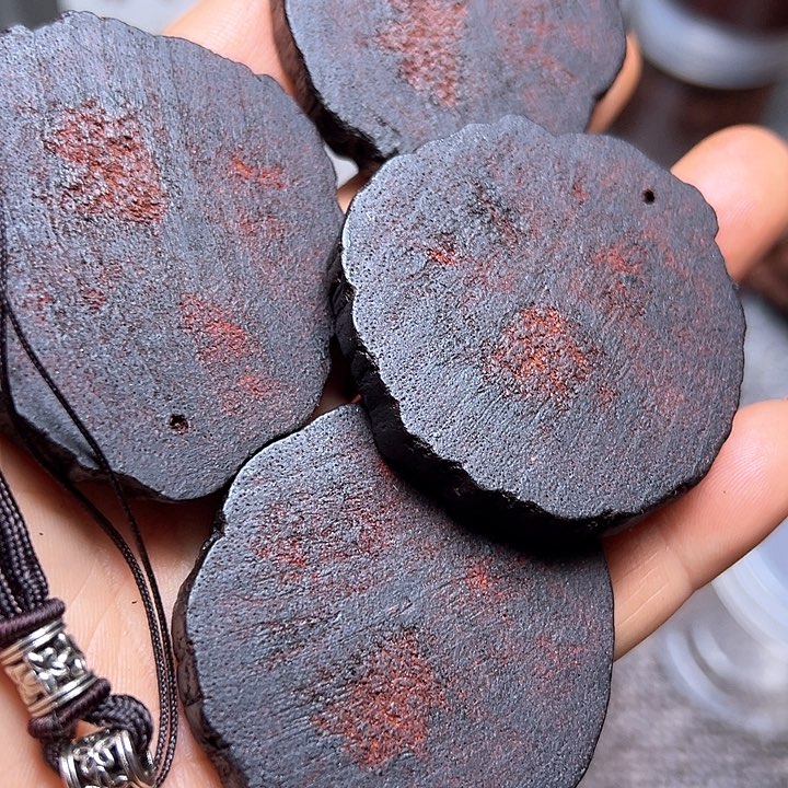 藤类降真香随形5.0左右精品软油黄油牛肉干发其一j83