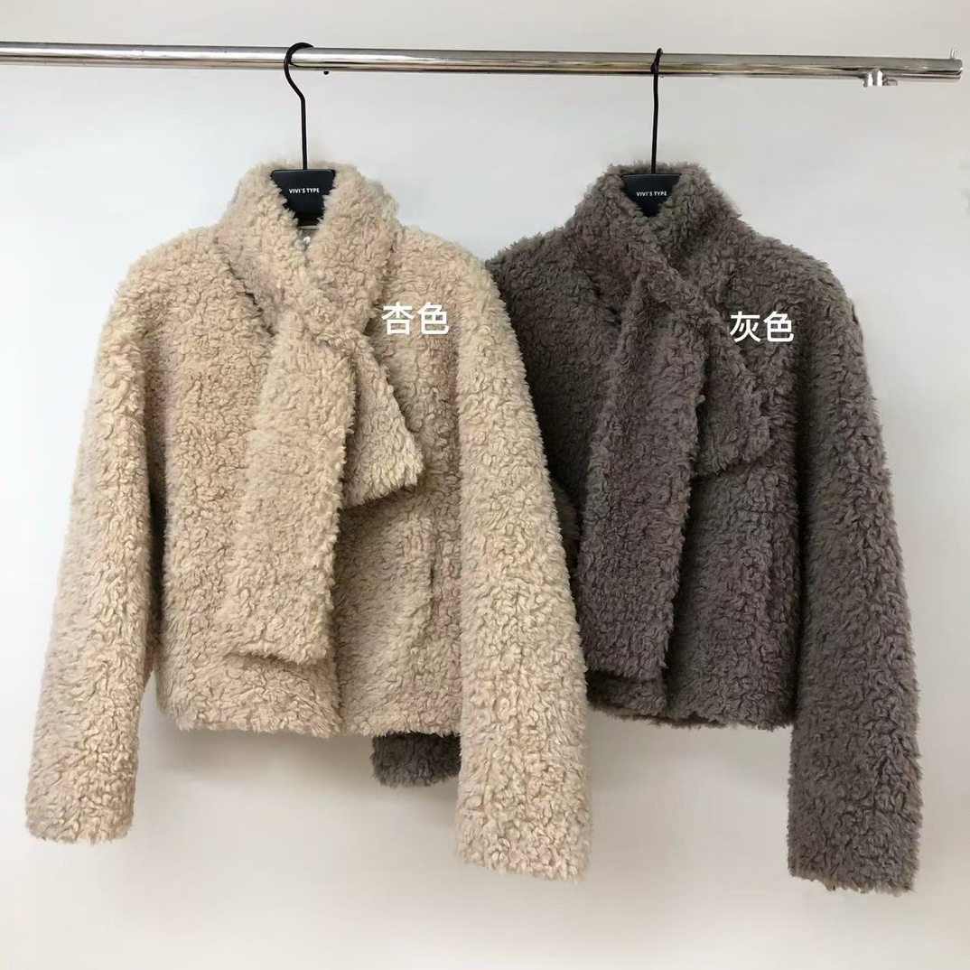 vvs@1578 韩系日常百搭羔羔毛保暖短外套（配围脖） 11-26