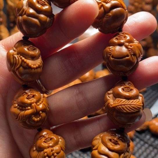 橄榄核吊坠八大弥勒