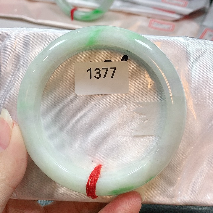 翡翠手镯未镶嵌天然翡翠手镯57