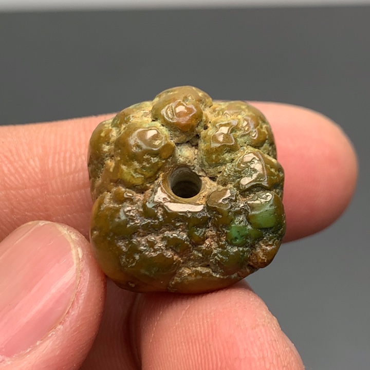 绿松石颈饰未镶嵌