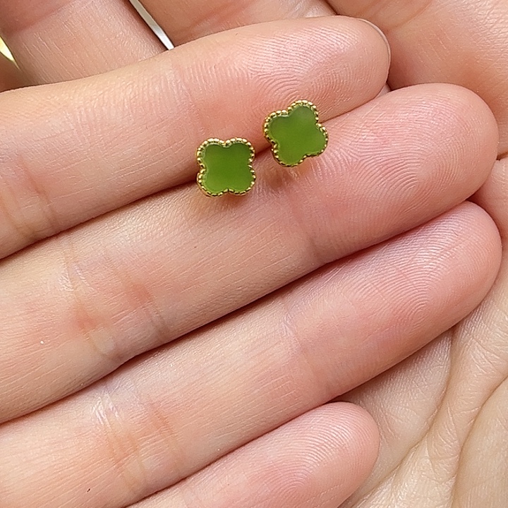 张***傻和田玉银S925镶嵌耳饰