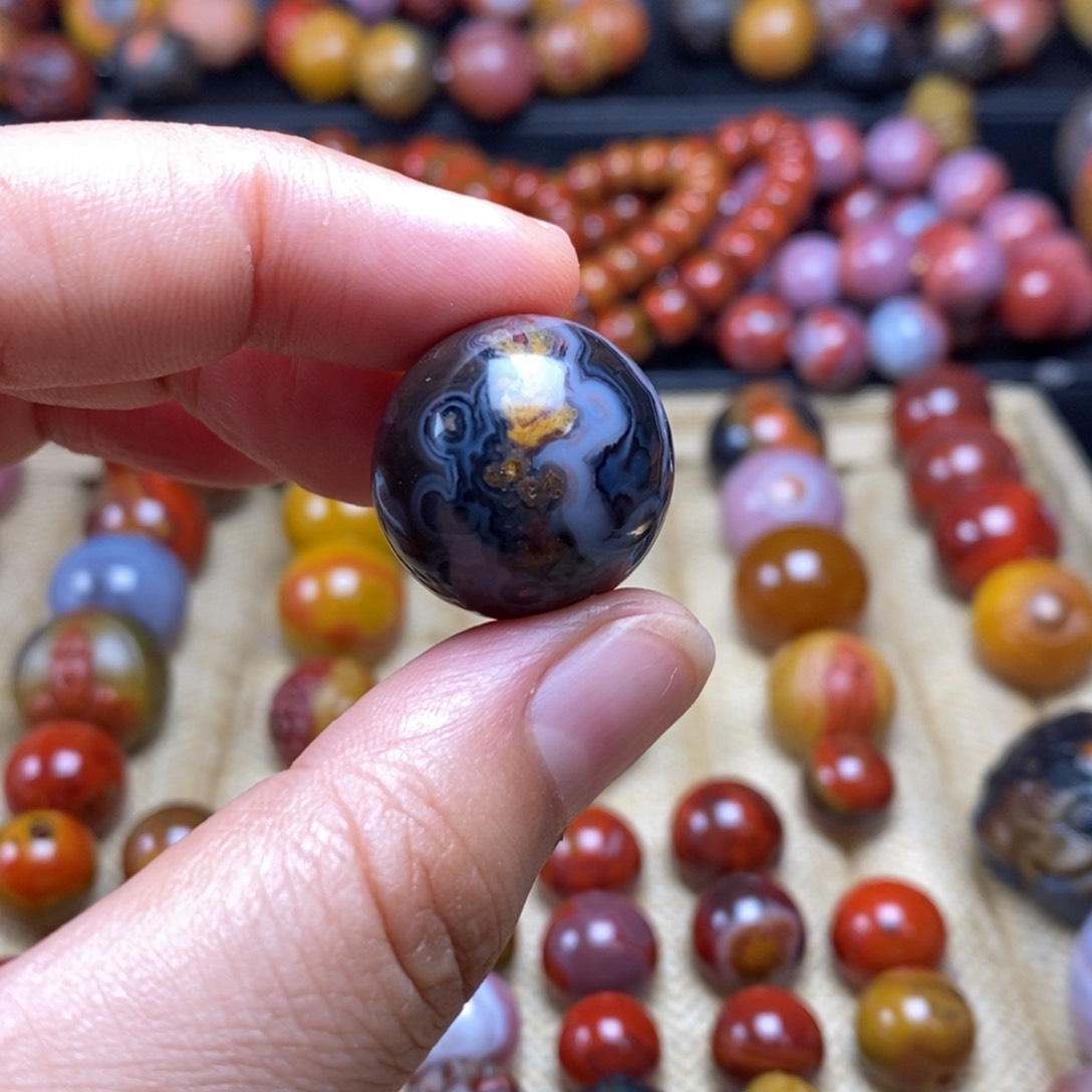 玛瑙/玉髓战国红玛瑙未镶嵌大*默