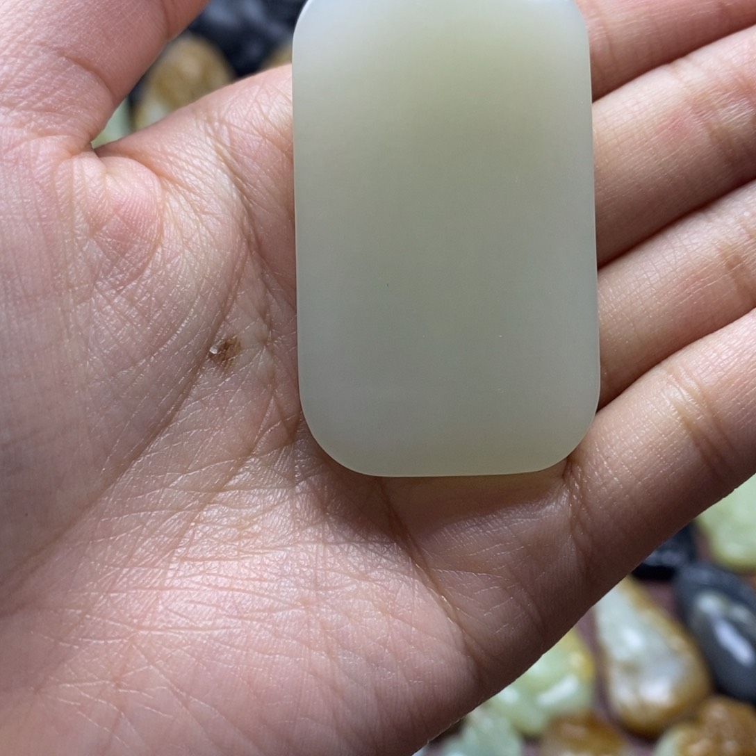 吊坠(不含链)未镶嵌和田玉（糖玉）