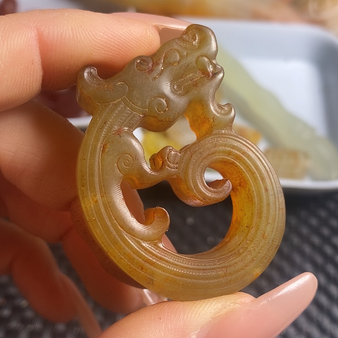 岫玉未镶嵌珠宝奇石