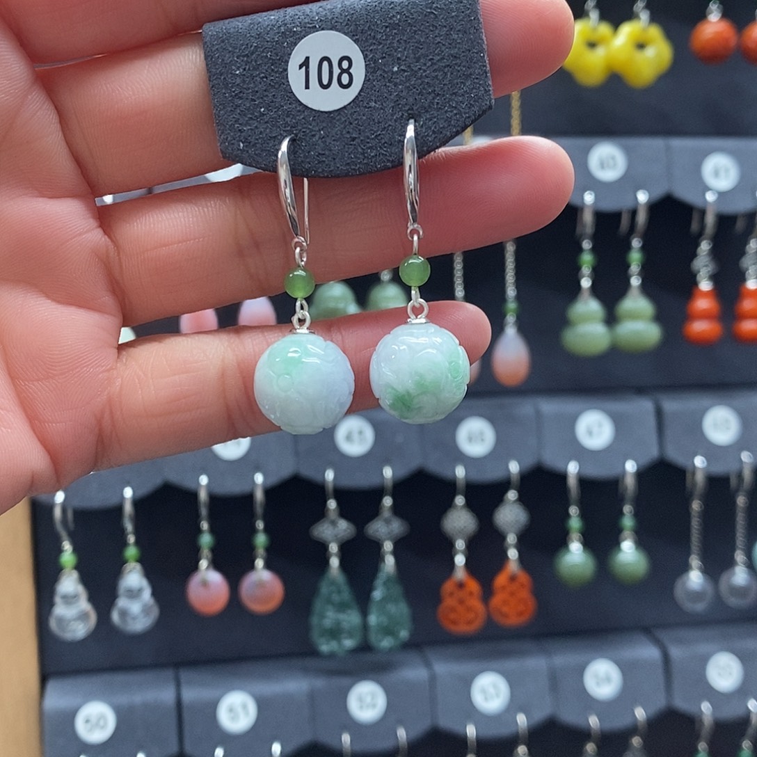 R***S翡翠银S925镶嵌耳饰