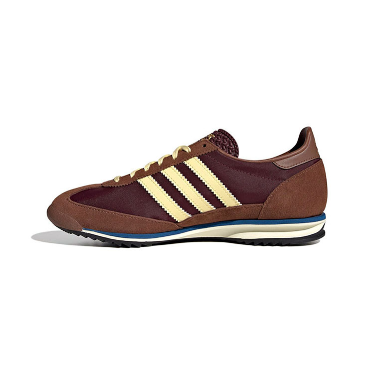阿迪达斯/adidas男女同款三叶草低帮休闲百搭休闲板鞋 IE3425
