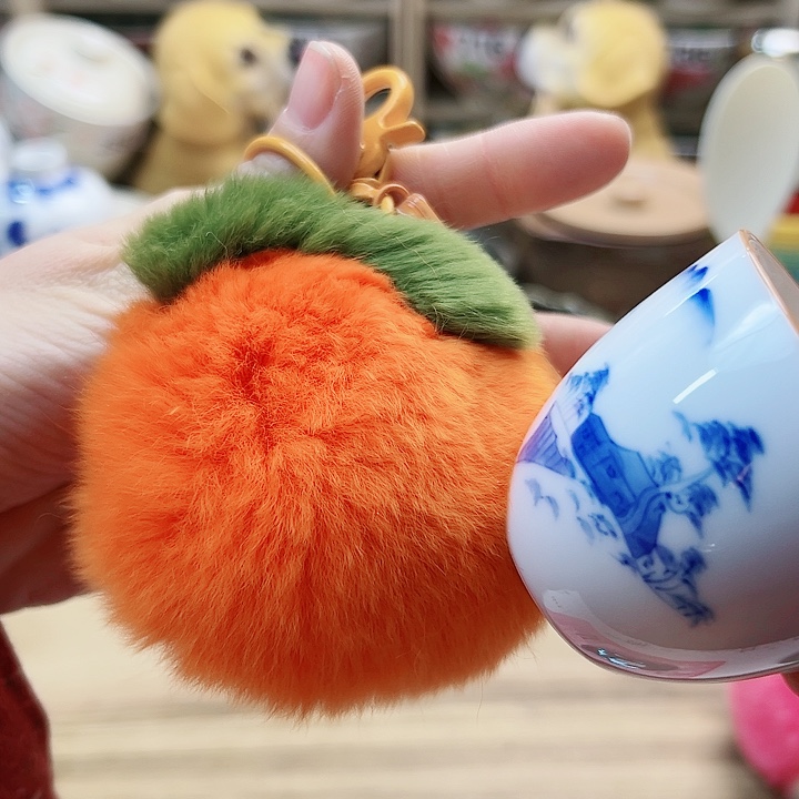 1557558575989989999999