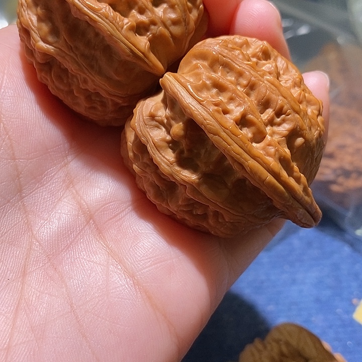 山***炖吊坠文玩核桃赤龙