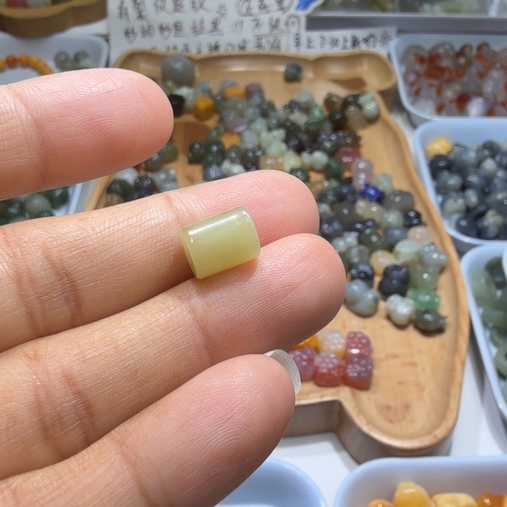 和田玉未镶嵌珠宝半成品