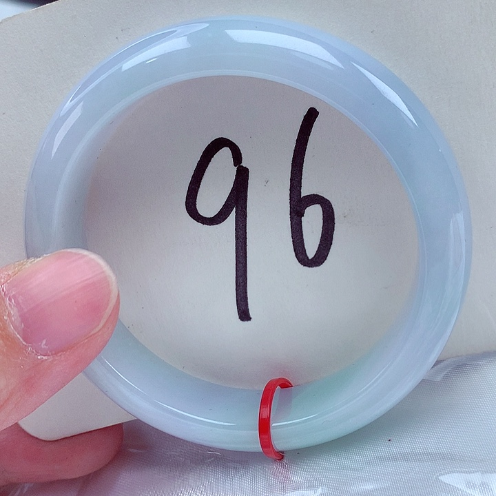 翡翠未镶嵌手镯翡翠