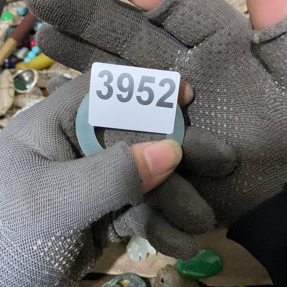 *****光明的未来是一个3952