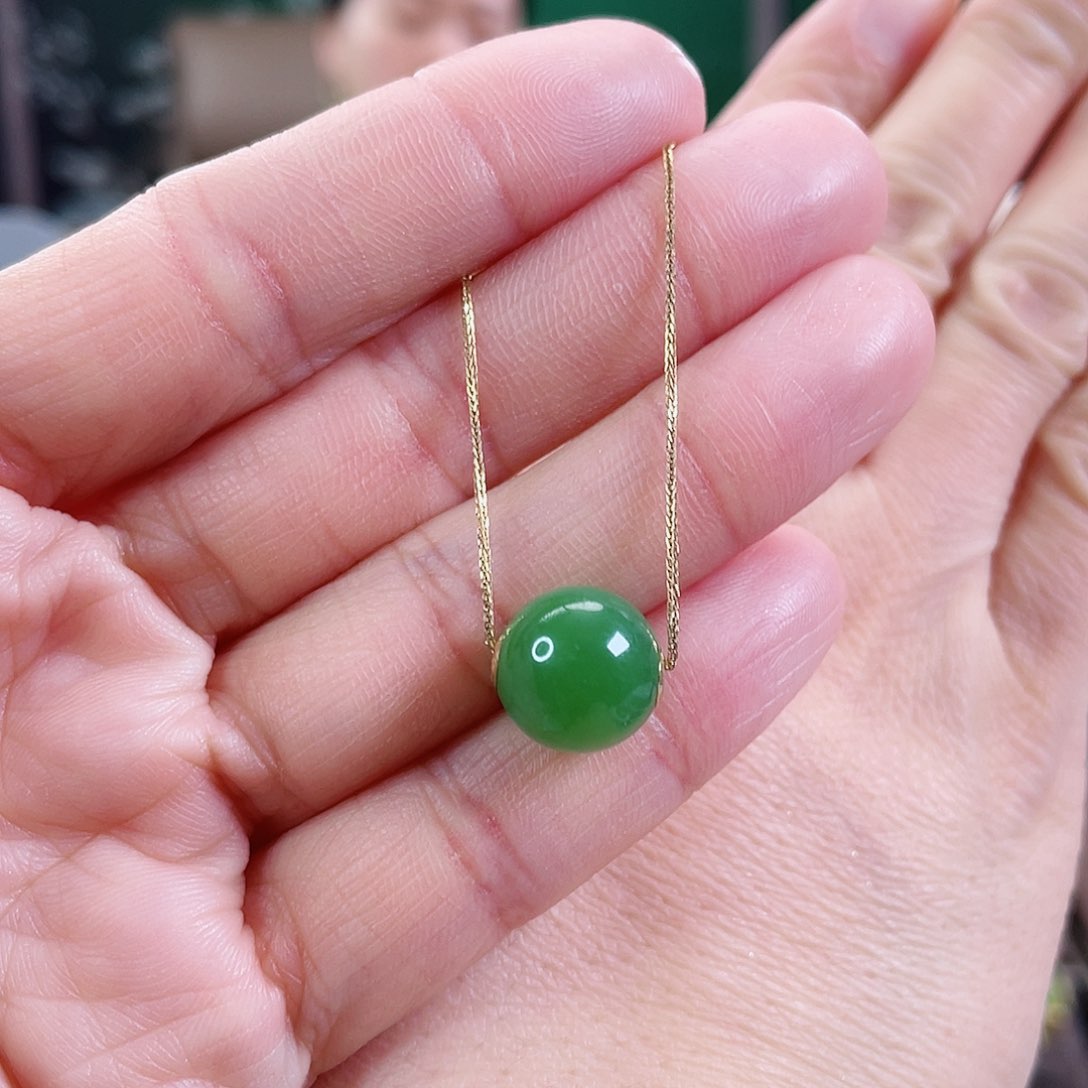 和田玉（碧玉）项链18K金镶嵌吊坠