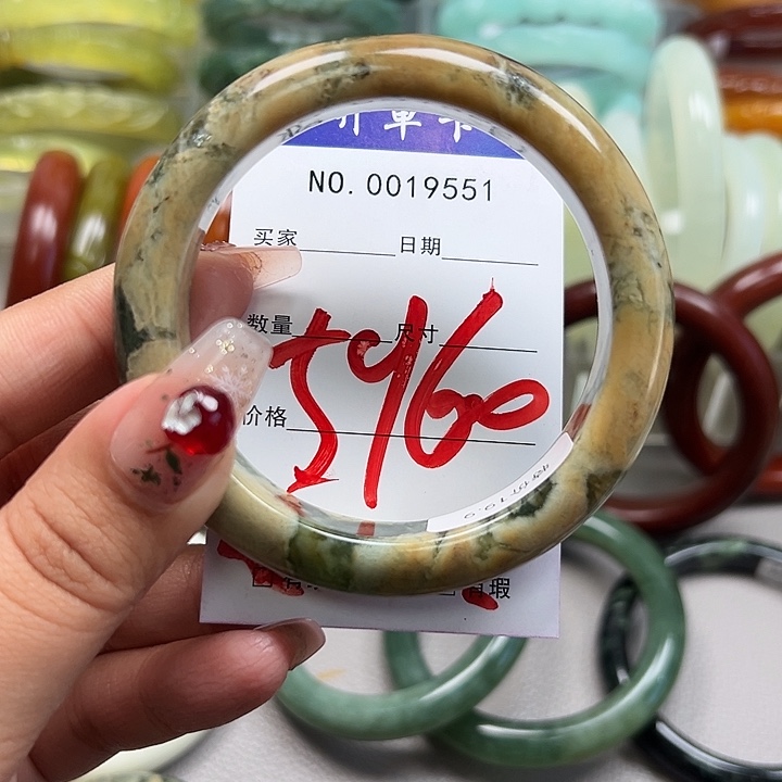 单***号蛇纹石玉未镶嵌手镯