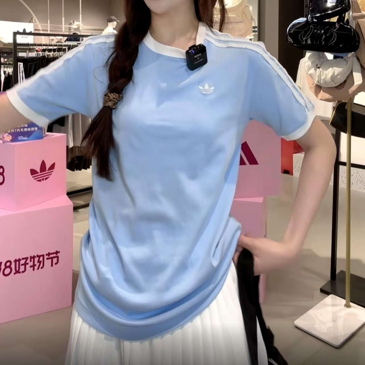 adidas/阿迪达斯新款三叶草 经典时间百搭运动短袖百搭T恤KC8820