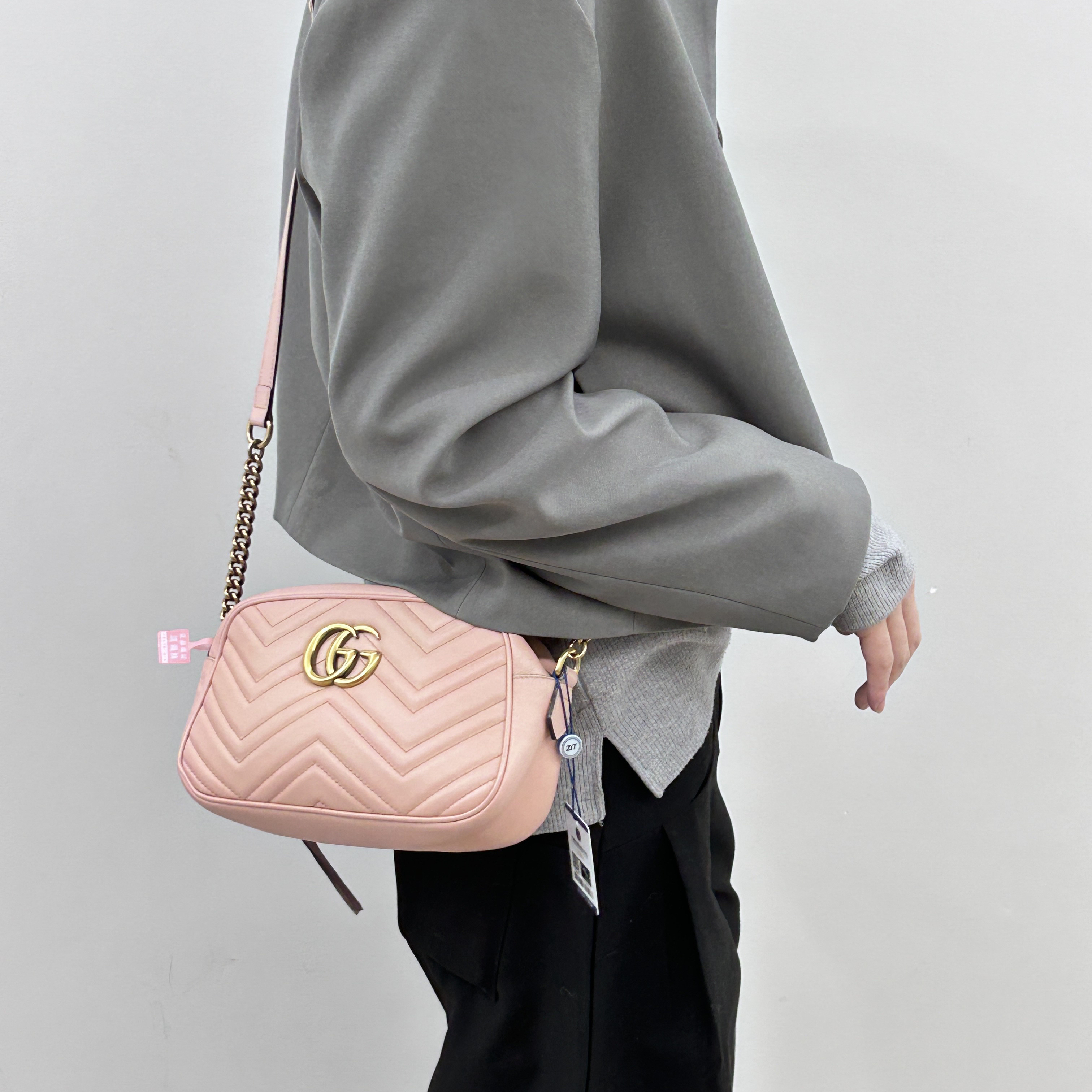 95新 GUCCI/古驰 Gucci粉金相机斜挎包