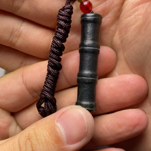 菜***叔和田玉未镶嵌颈饰