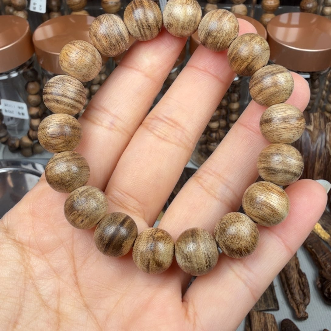 沉香碎屑沉香达拉干 1.2*6.9 克