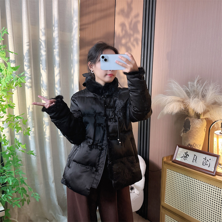 【似锦菊】新中式90绒冬款水貂毛羽绒服刺绣重工宽松羽绒服