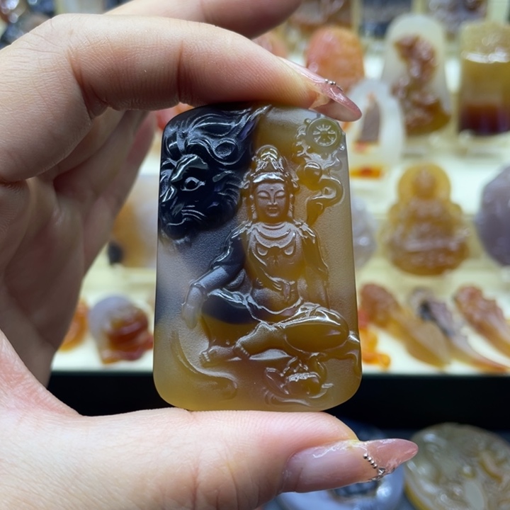 玛瑙/玉髓吊坠(赠链)未镶嵌努*中吊坠