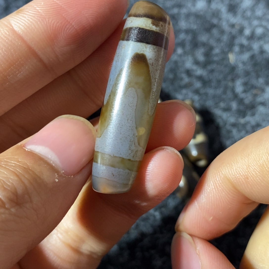 白玉菩提吊坠古珠