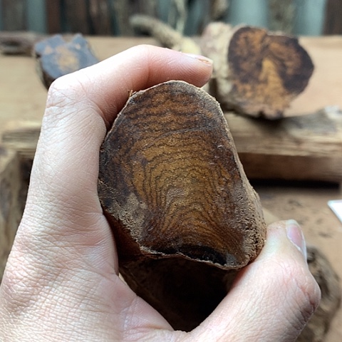 黄花梨/降香黄檀岁**痕1.5圆珠一串