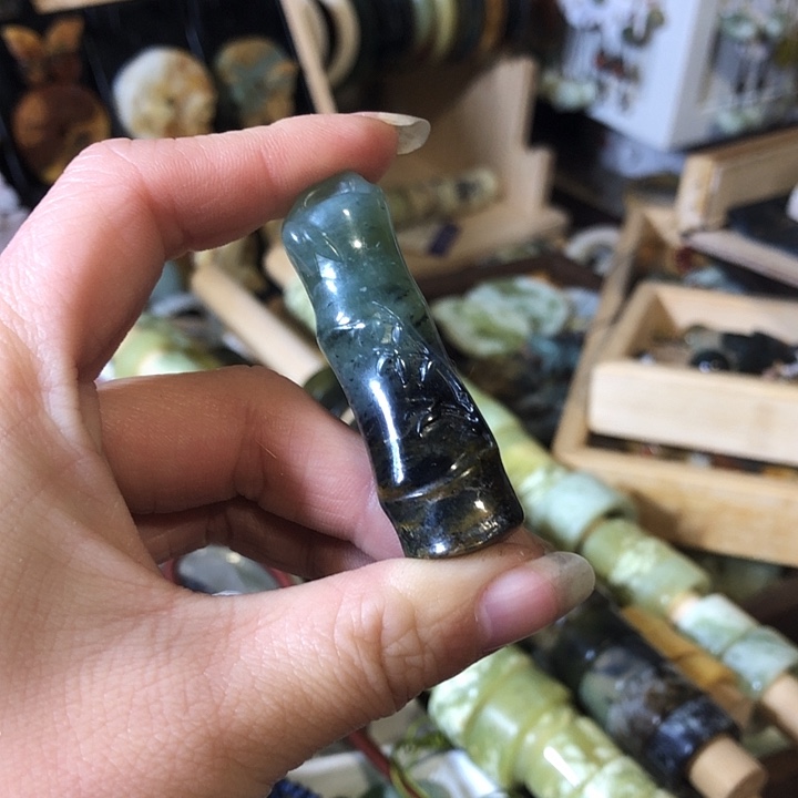 岫玉未镶嵌岫玉手链