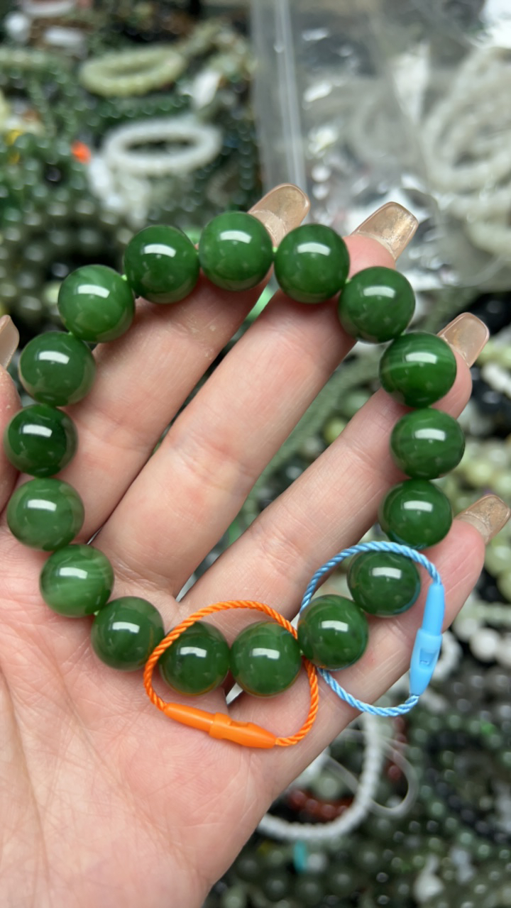 和田玉未镶嵌时尚