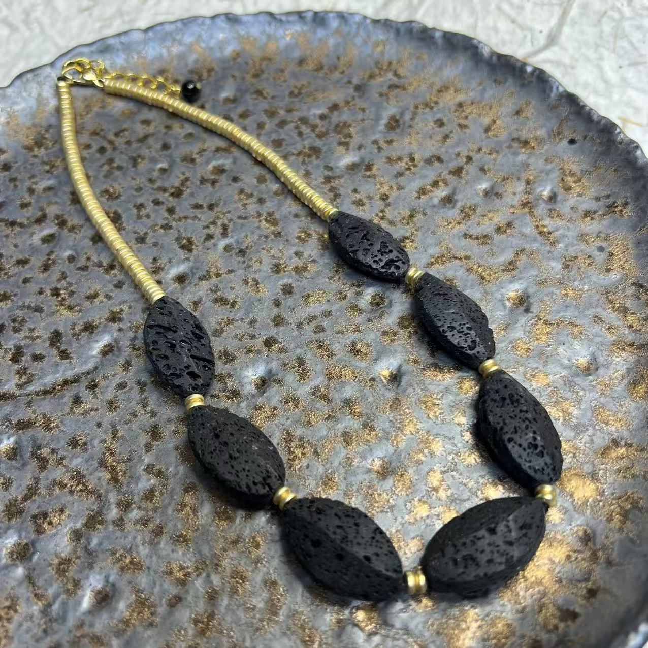 非金属莫桑石项链 黑石系列黑胆石镀金项链时尚小众款式挂坠项链