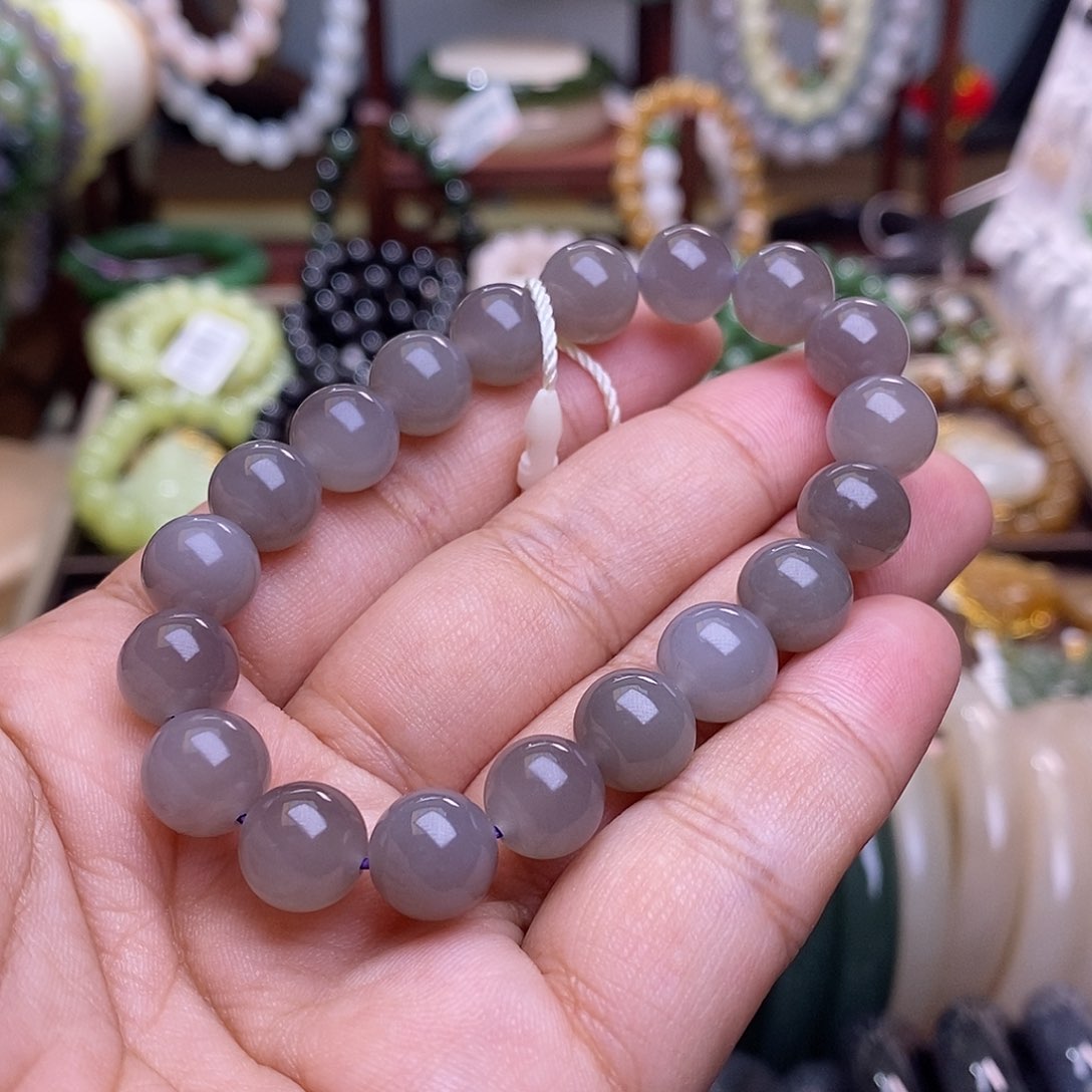 和田玉未镶嵌收藏级烟紫老矿料仙紫圆珠手串10m