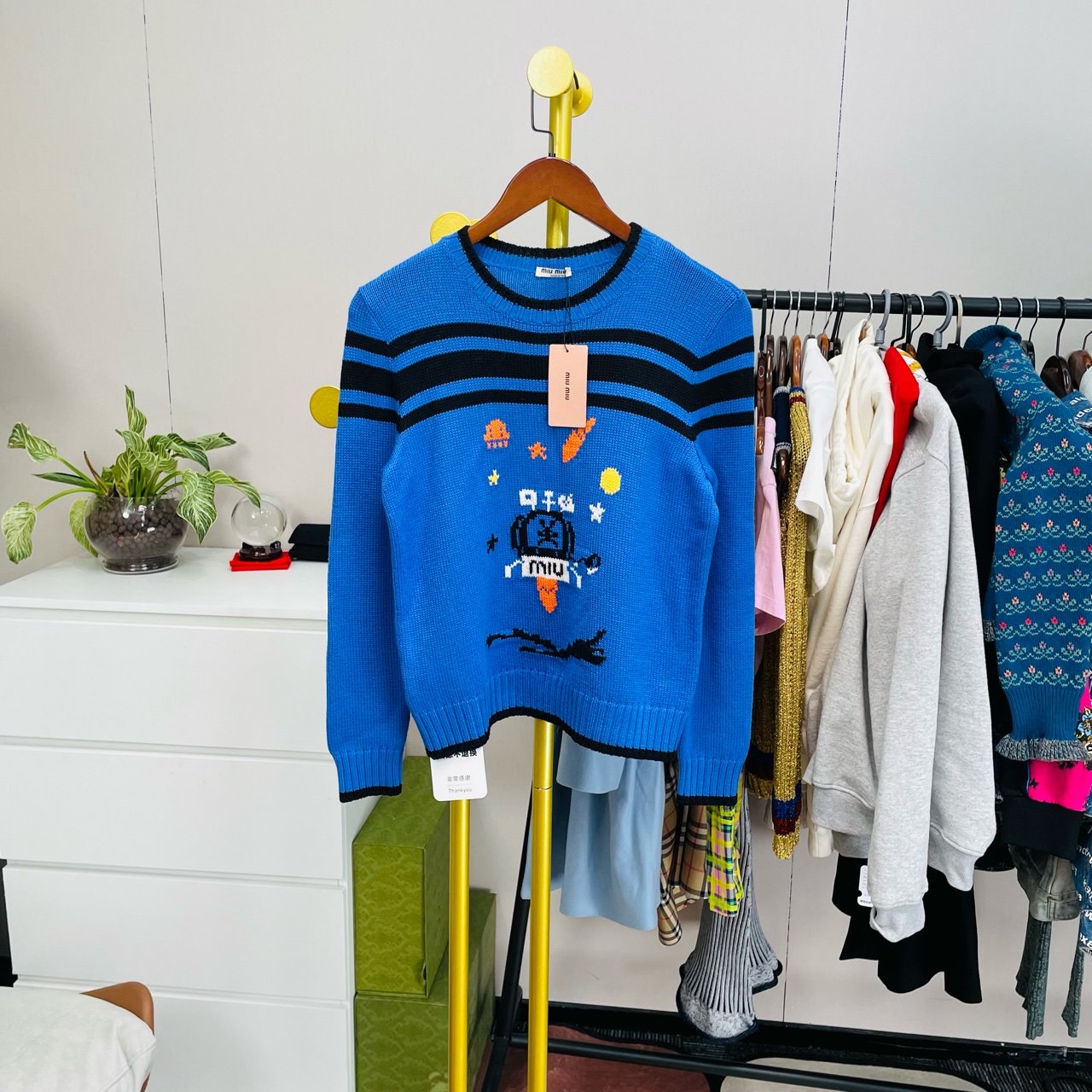 全新未使用 MIU MIU/缪缪  蓝色漫画logo毛衣 38码